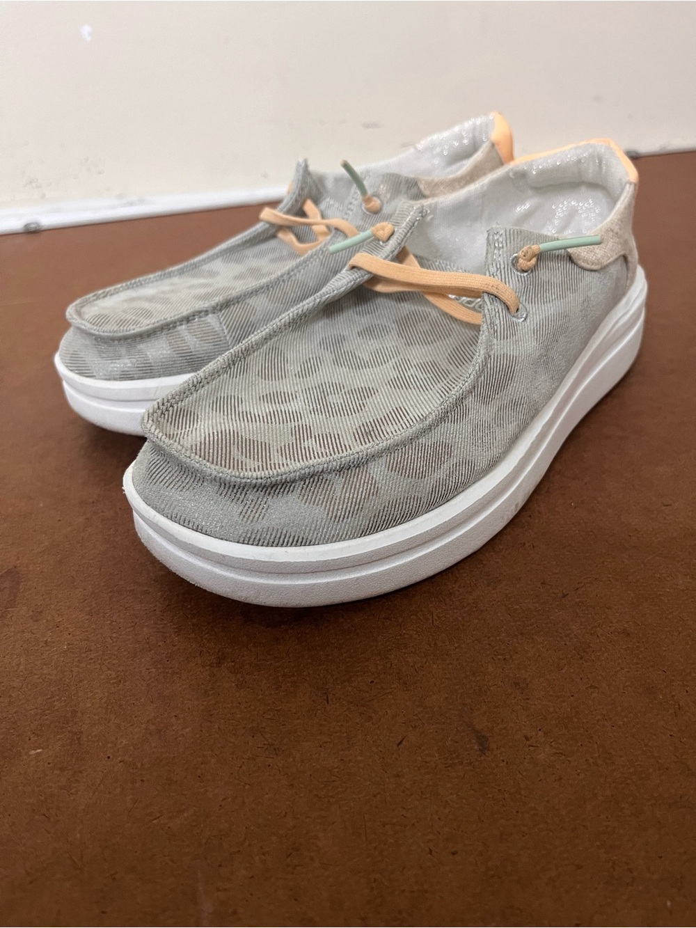 Hey Dude Wendy Rise Leopard Azure Women's Slip-On Sneakers Light Gray Tan Laces